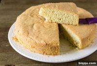 Fluffy Vanilla Sponge Cake