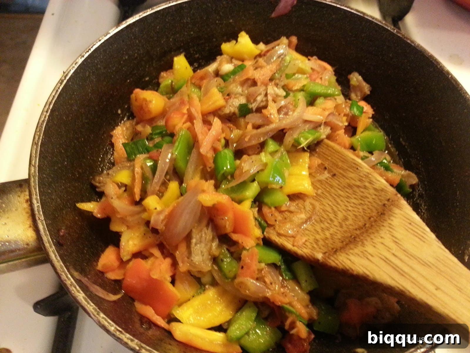 Fully seasoned meat and vegetable filling