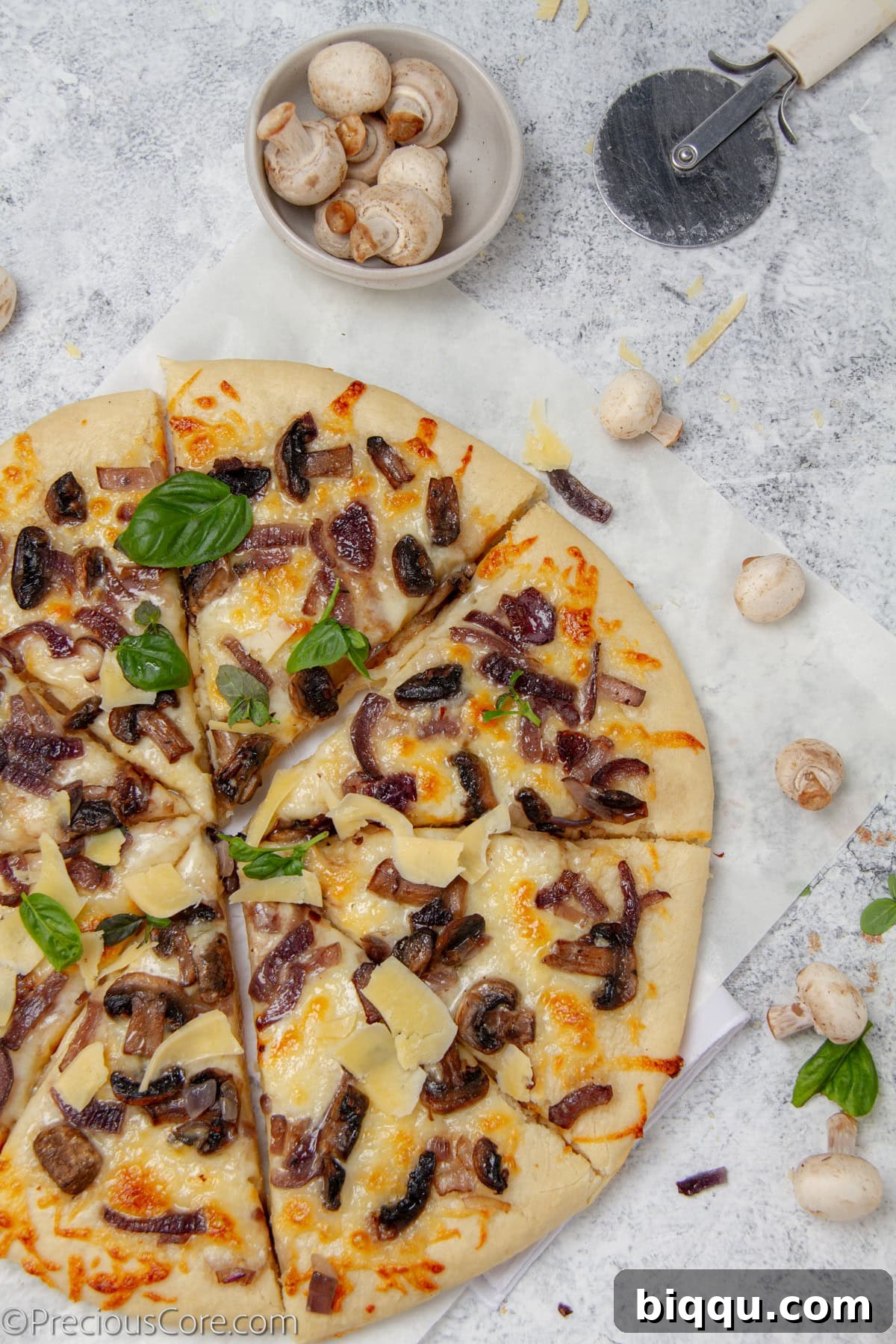 Baked mushroom pizza.