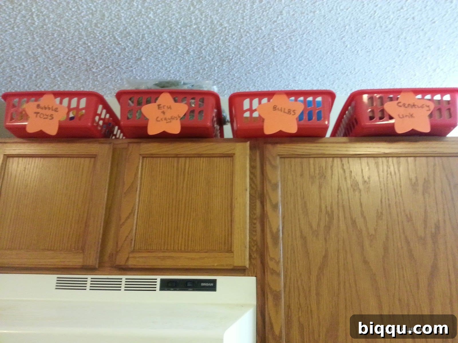 Smart Storage Solutions for Kitchen Shelves Organized Baskets on Kitchen Shelves