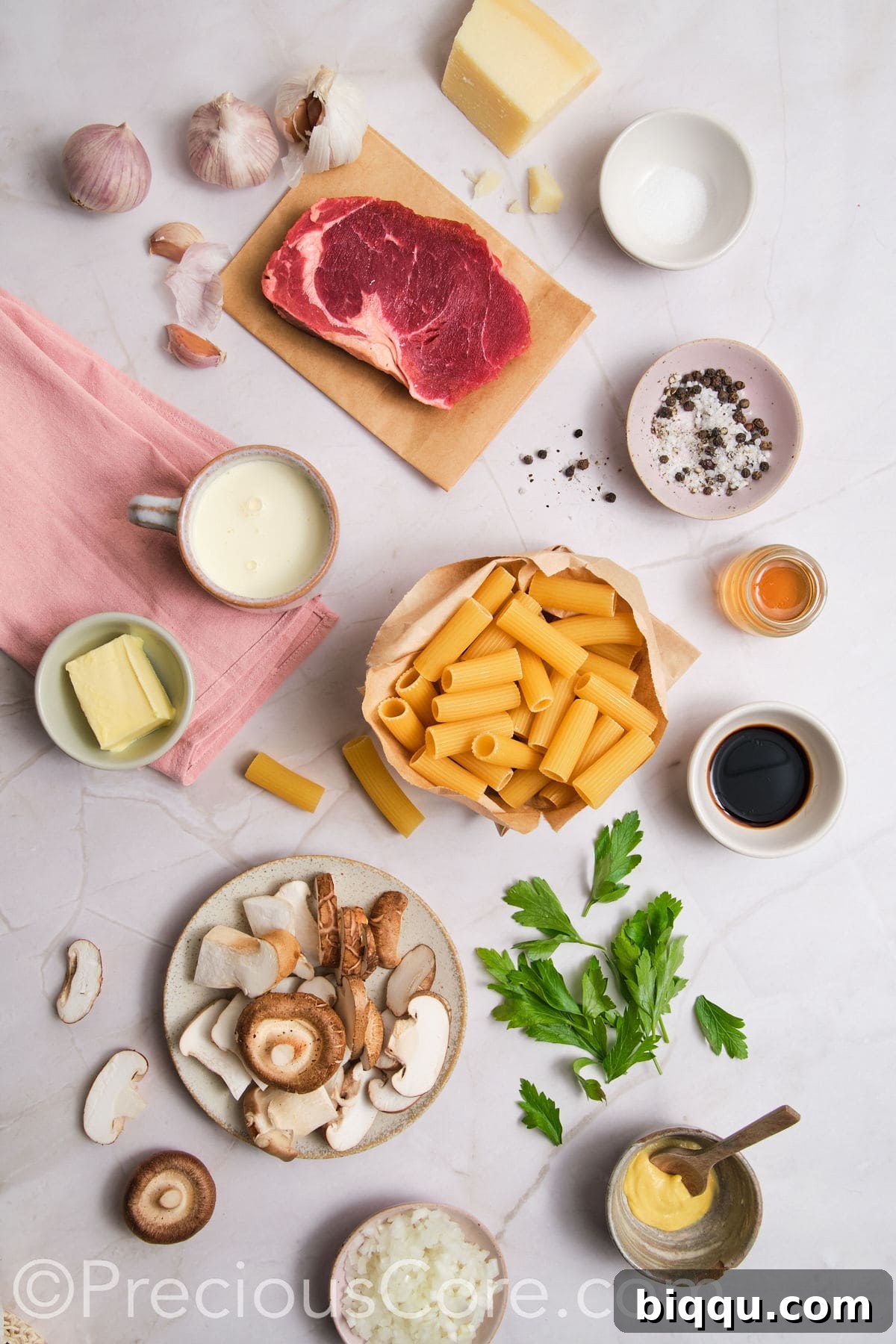 Ingredients for steak and mushroom pasta.