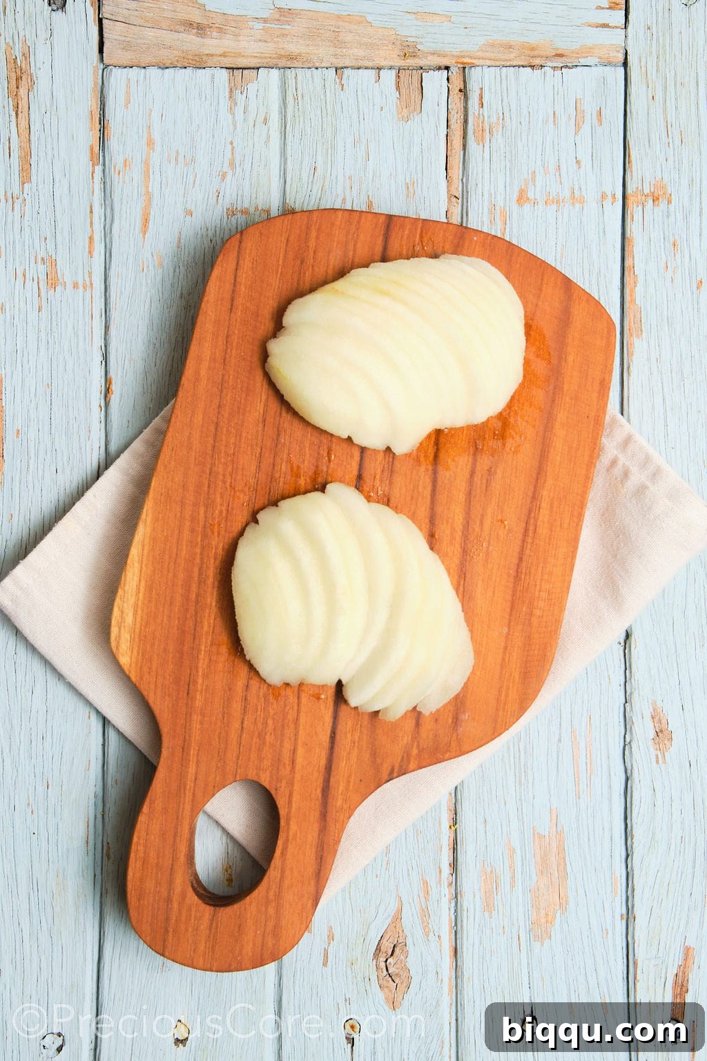 fresh, ripe pears, sliced thinly.