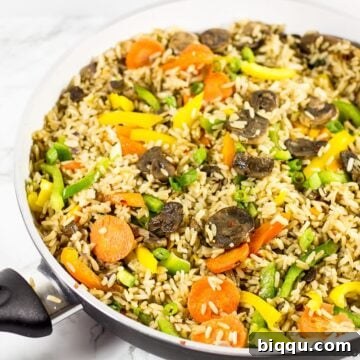 Mushroom fried rice recipe hero image.